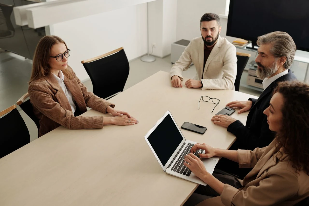 Why Choose Combuzz